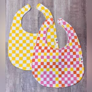 Checkerboard baby bibs trendy shower gift Yellow, orange, pink Handmade NEW 2pc